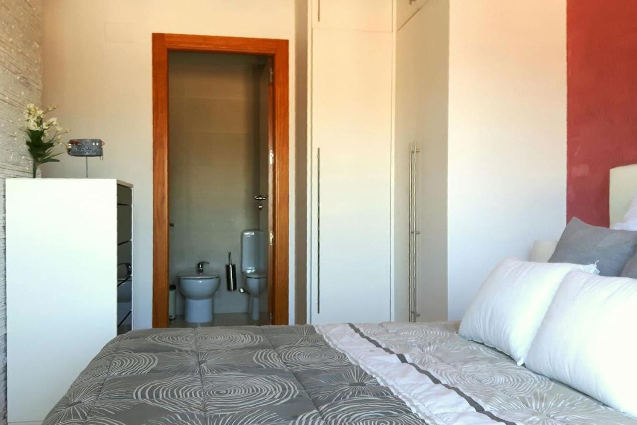 Apartamento En Blanes Con Piscina Y Parking Exterior photo