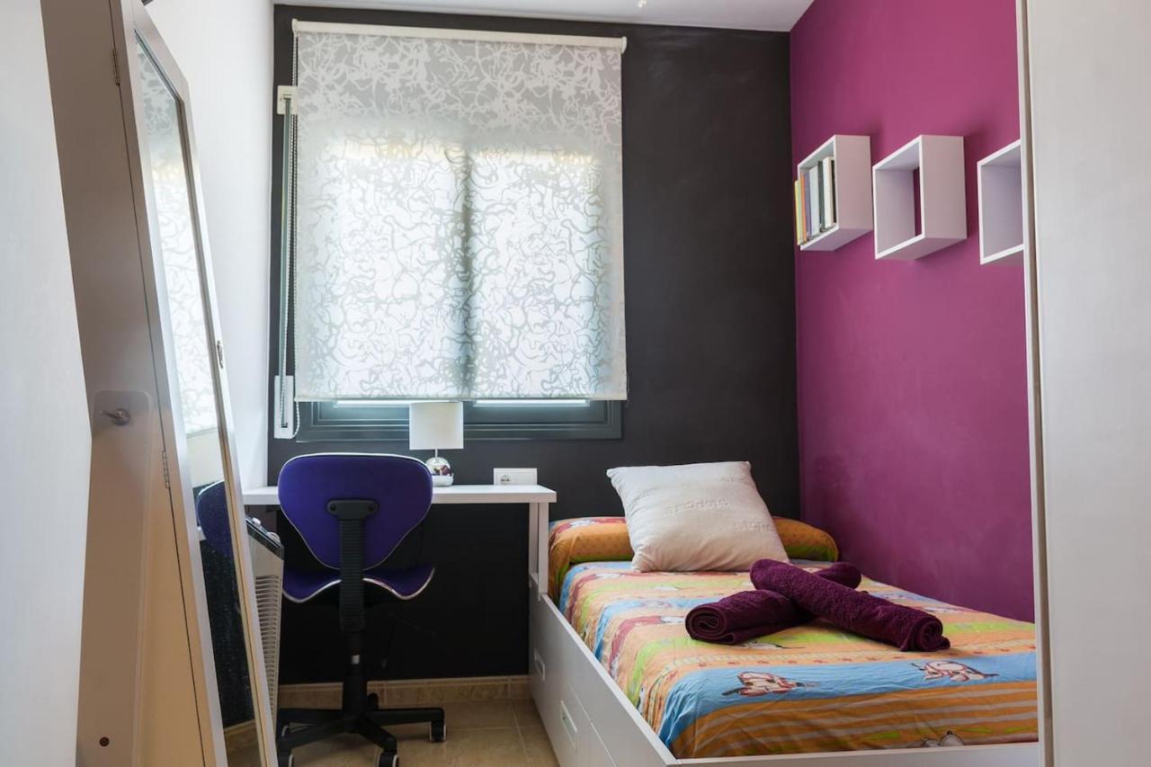 Apartamento En Blanes Con Piscina Y Parking Exterior photo