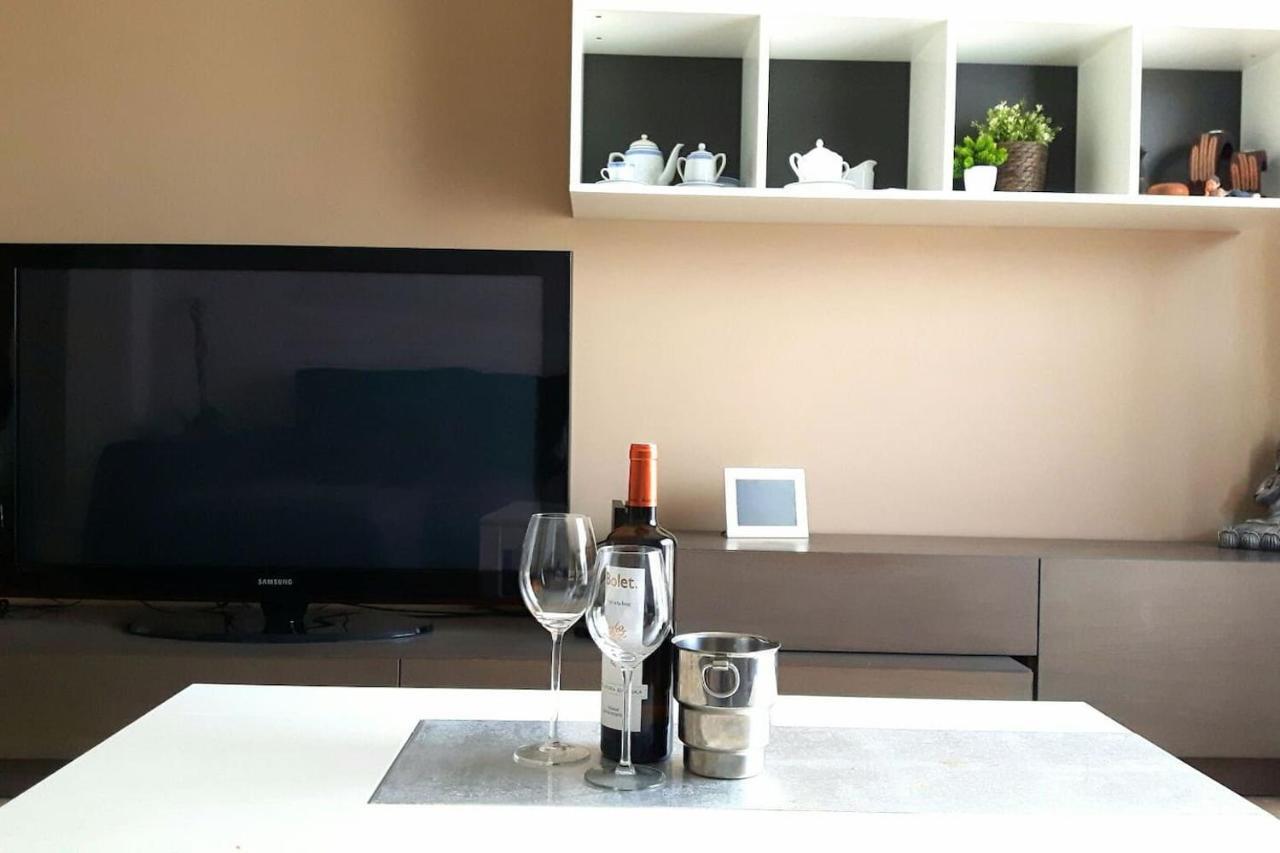 Apartamento En Blanes Con Piscina Y Parking Exterior photo